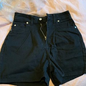 H&M shorts never worn